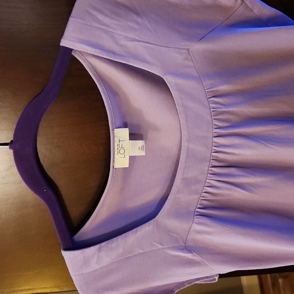 Loft T-shirt - Picture 2 of 3